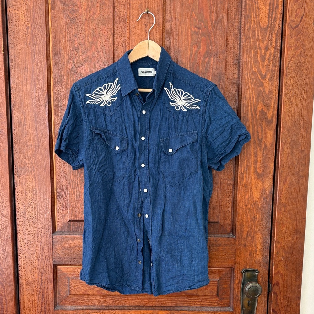 Taylor Stitch Blue Casual Button Down Shirt Size 38 (M)